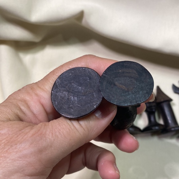 Various Antique Hand-carved African Makonde Chess Pieces (13 pieces total) - Picture 13 of 14